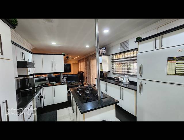 3 BEDROOM FREESTANDING FOR SALE IN MOUNTAIN RISE